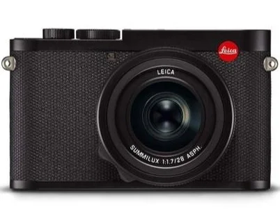 Leica Q2 fixed-lens camera